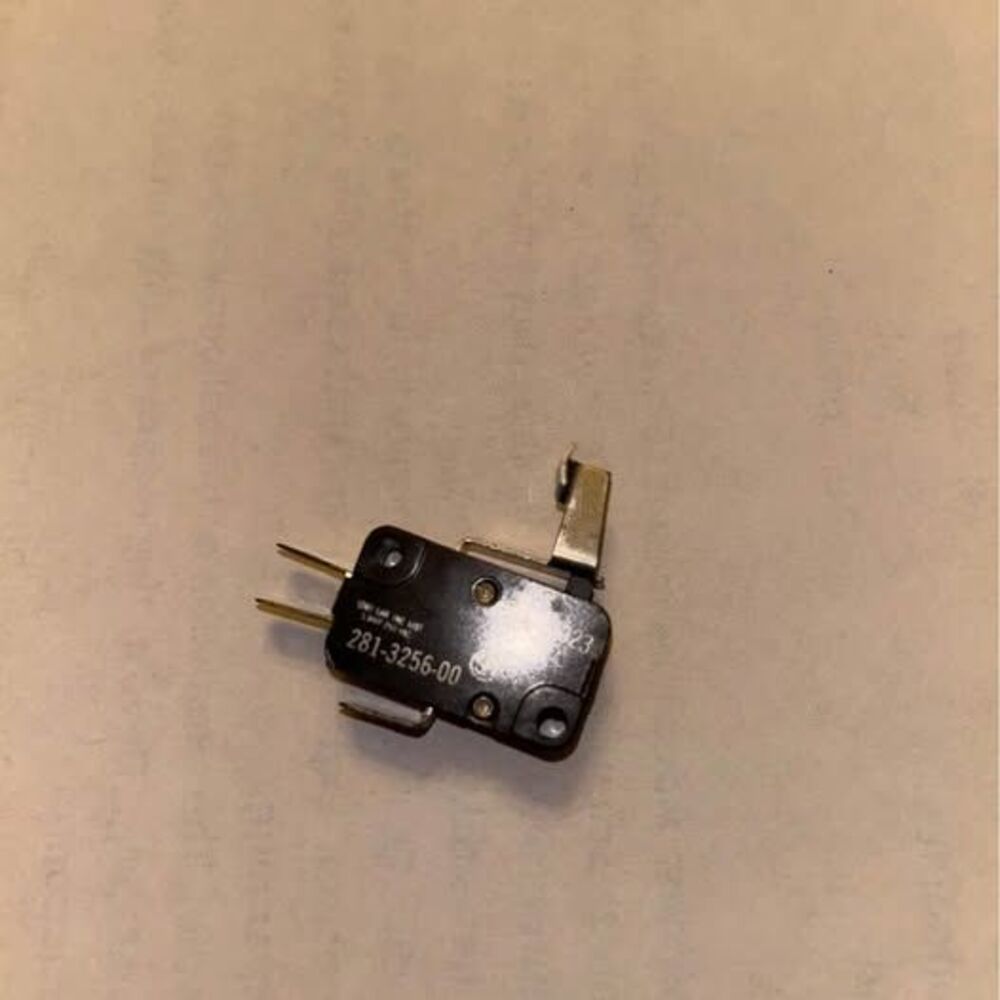 Mini Snap Action Switch - Picture 2 of 3